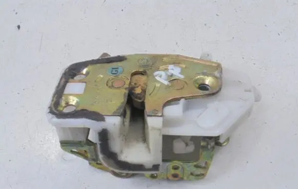 Honda Civic Front door lock