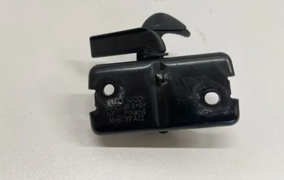 Audi A3 S3 8V Engine bonnet/hood lock/latch loop/hook 8V0823480A