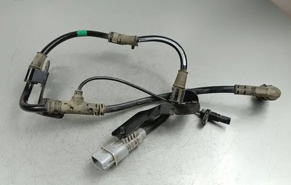 KIA Sorento IV ABS rear brake sensor 58960P2300