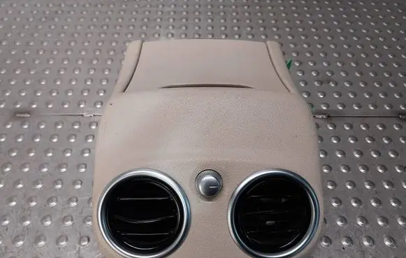 Mercedes-Benz C W205 Center console S26383642 A2058100030 A2052100030