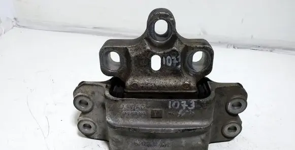 Audi A3 S3 8P Engine mount bracket 1K0199555