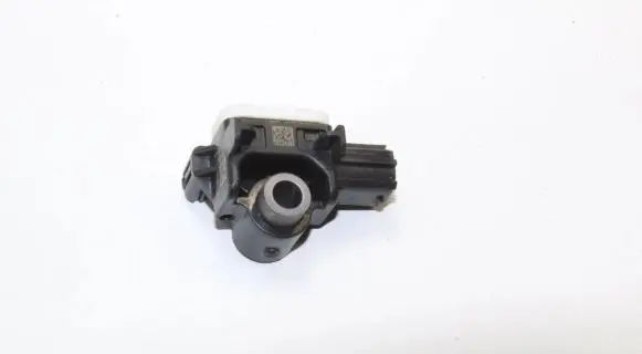 Nissan Juke I F15 Airbag deployment crash/impact sensor 988301EA0A