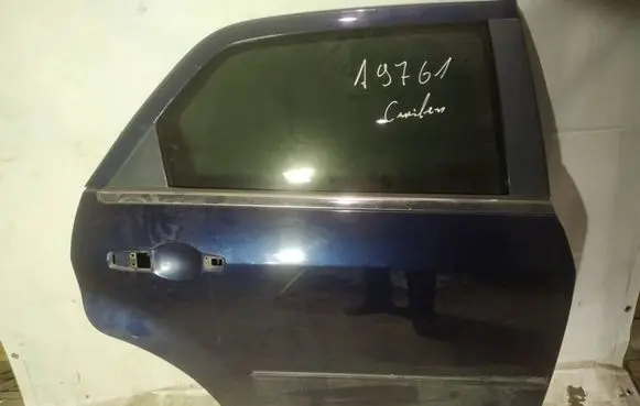 Chrysler 300 - 300C Rear door MELYNOS