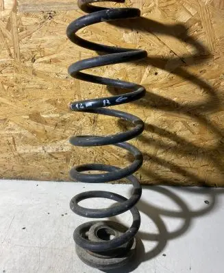 Skoda Yeti (5L) Rear coil spring