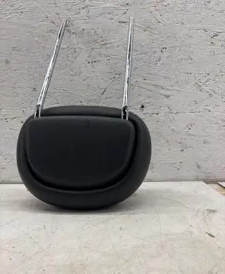 Mercedes-Benz E W211 Front seat headrest 