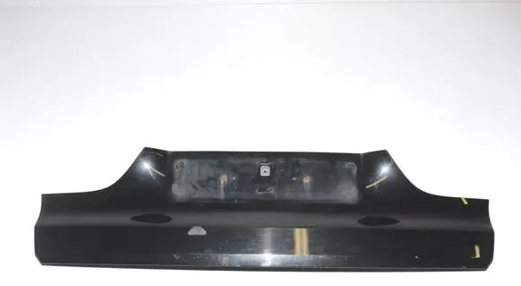 Rear bumper trim bar molding