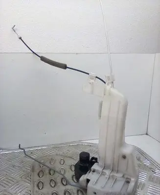 Chrysler Pacifica Front door lock