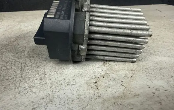 Mercedes-Benz C W204 Heater blower motor/fan resistor 5HL00894130 F8045