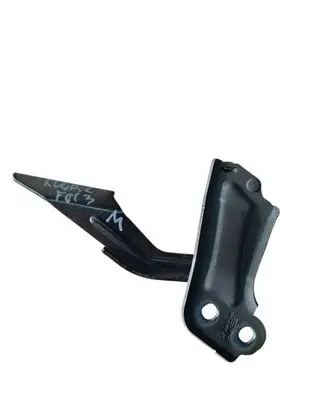 Ford Focus Engine bonnet/hood hinges BM51-A16801-AD
