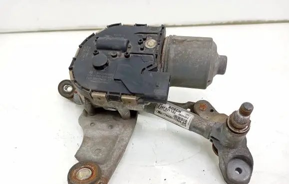 Front wiper linkage and motor