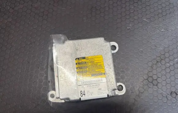 Toyota Avensis T250 Airbag control unit/module 8917005122 PT2J5K004S 232517102