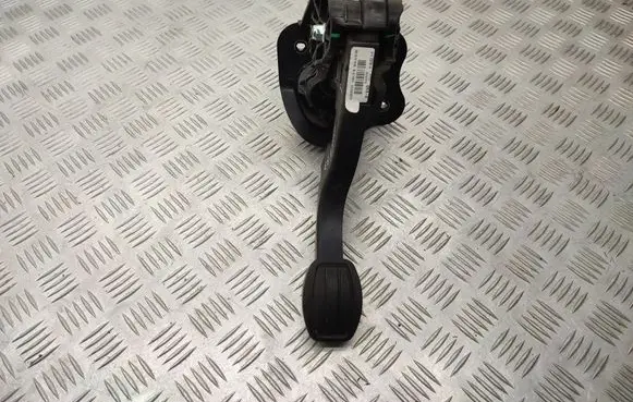Citroen C4 II Picasso Clutch pedal 9676721980 9674259580