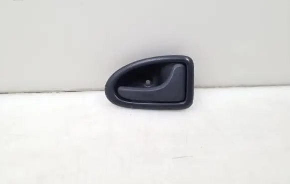 Nissan Primastar Front door interior handle 8200028995