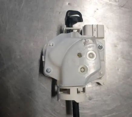 Mitsubishi Outlander Fuel tank cap lock motor 5943A305
