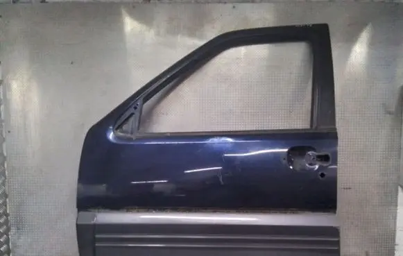 Nissan Terrano Front door