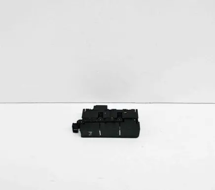 Volkswagen Golf VII Parking (PDC) sensor switch 5G1927238E