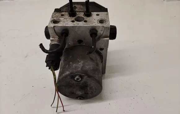 Audi A4 S4 B6 8E 8H ABS Pump 8E0614517