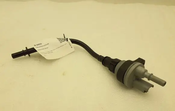 Citroen C4 III e-C4 Vacuum valve 9802009480