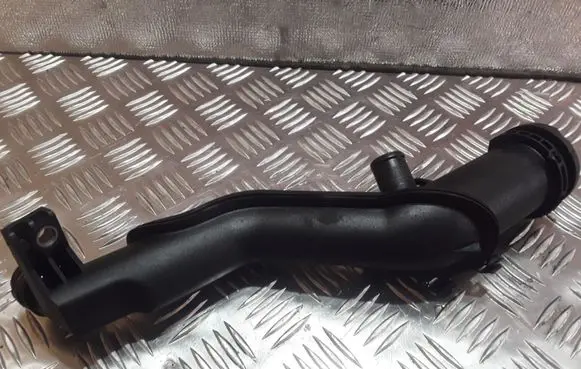 Peugeot 407 Other engine part 9654733980