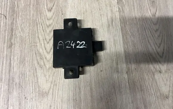 Audi A8 S8 D3 4E Alarm control unit/module 4E0907719