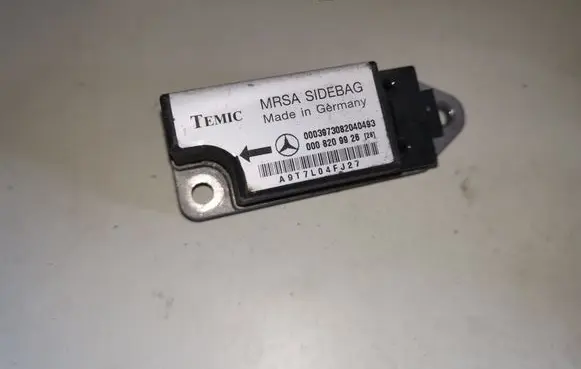 Mercedes-Benz E W210 Airbag deployment crash/impact sensor 0008209926
