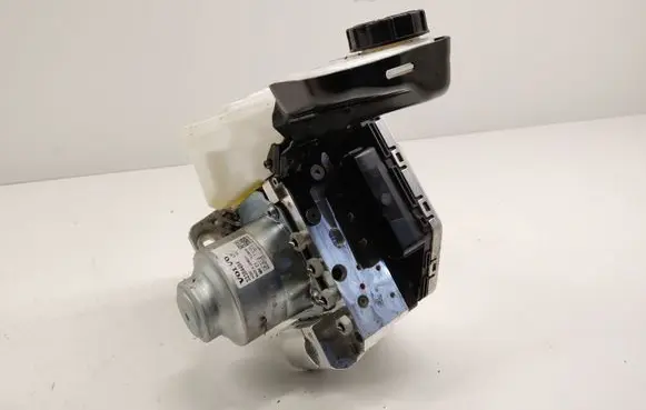 Volvo V60 ABS Pump 32384484