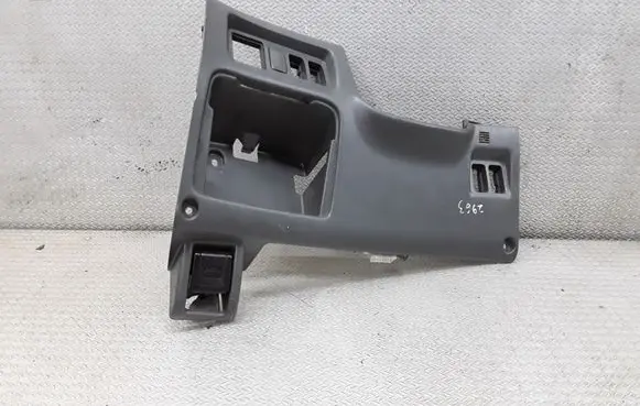Toyota Previa (XR30, XR40) II Dashboard lower bottom trim panel 
