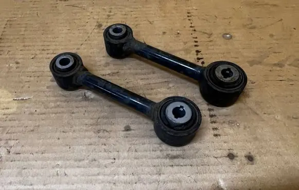 Ford Mondeo MK V Rear suspension control arm DG9C5A972AXD
