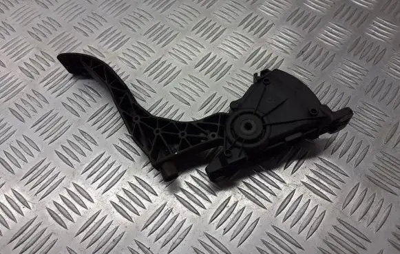 Seat Ibiza III (6L) Accelerator throttle pedal 6Q1721503C