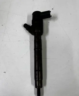 Hyundai Getz Fuel injector 0445110256 338002A400