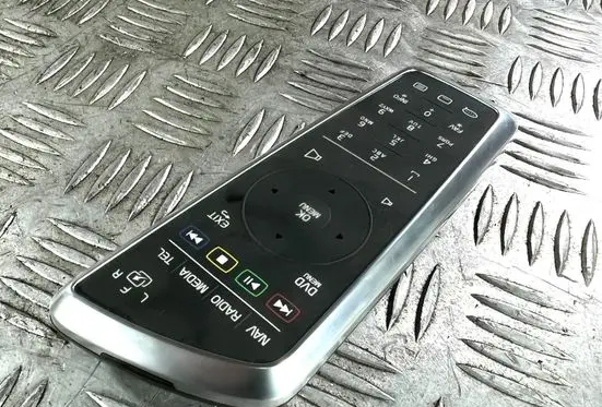 Volvo V70 Head unit multimedia control 31334891