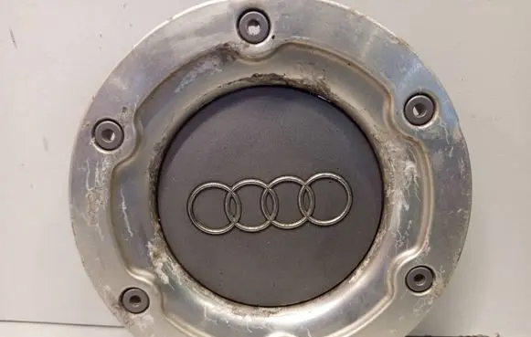 Audi A3 S3 8L Original wheel cap 8N0601165A