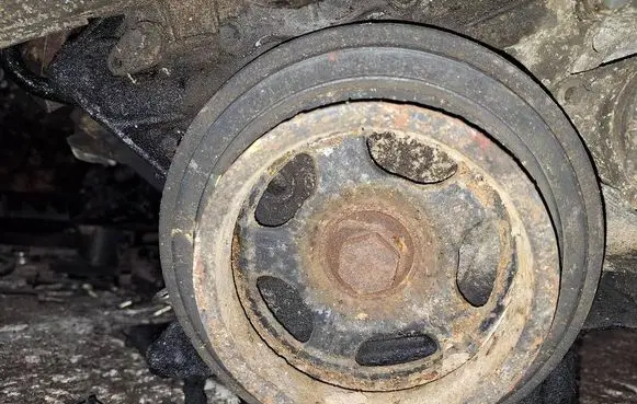 Mercedes-Benz C W203 Crankshaft pulley