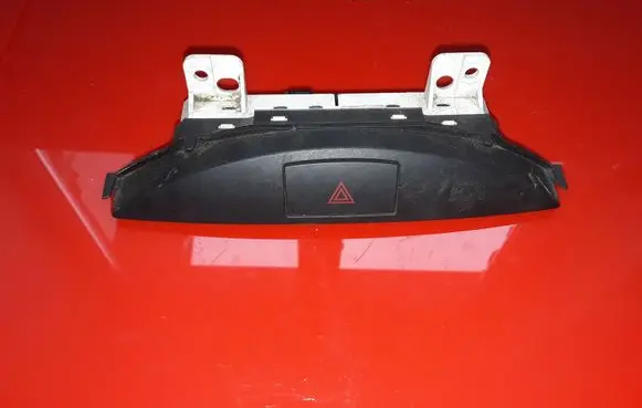 Mazda MX-5 NC Miata Hazard light switch K0021