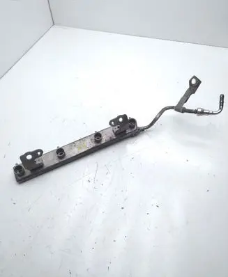 Nissan Qashqai Fuel main line pipe