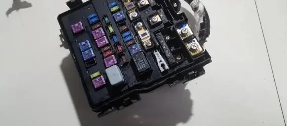Honda CR-V Fuse box set 32111r06e001 32111-r06-e001