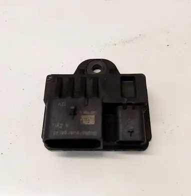 BMW 1 F20 F21 Glow plug pre-heat relay 851947101 0522120103
