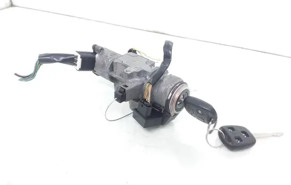 Toyota Avensis T250 Ignition lock 8978305010