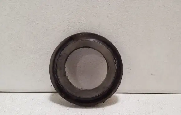 Nissan Navara D23 Rear coil spring rubber mount 