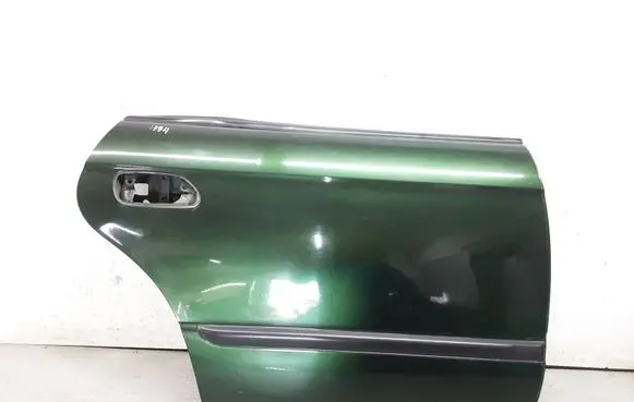 Subaru Outback Rear door