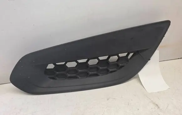 Volvo S60 Front bumper lower grill 31294129