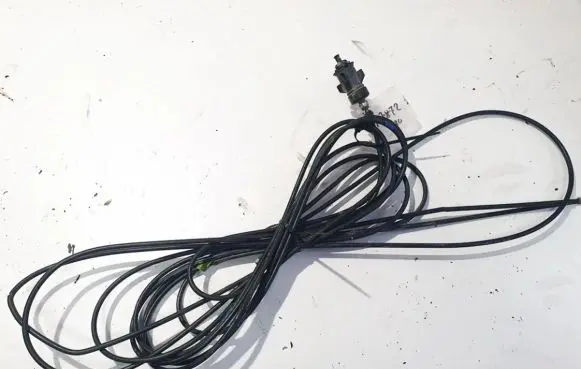 Handbrake/parking brake wiring cable