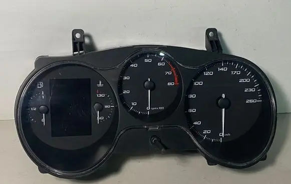 Seat Altea XL Speedometer (instrument cluster) 1P0920850G A2C53387426