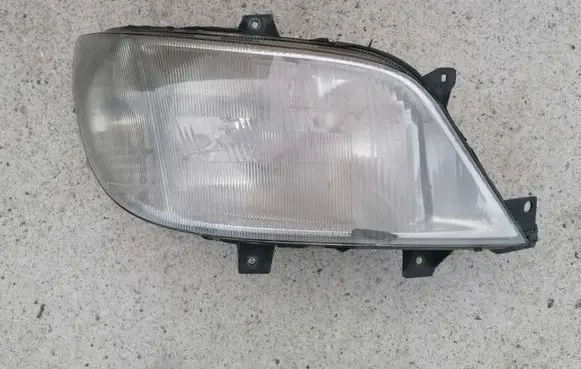 Mercedes-Benz Sprinter W901 W902 W903 W904 Headlight/headlamp A9018201361