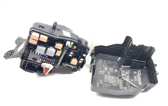 Hyundai Elantra VII Fuse box set 91956-AA010