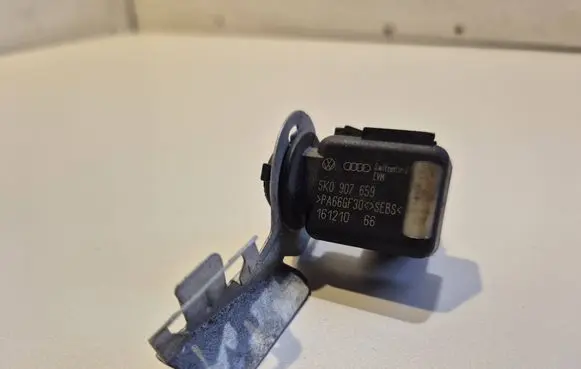 Volkswagen PASSAT B7 Air quality sensor 5K0907659