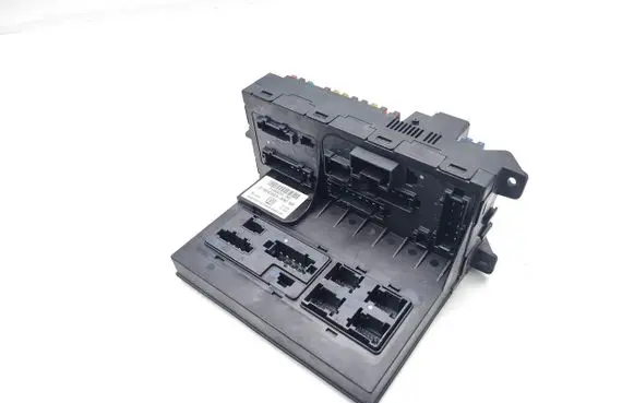Mercedes-Benz E W211 Fuse module 2115454201