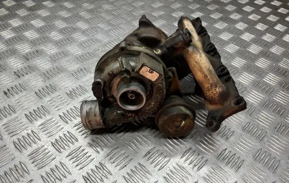 Volkswagen Sharan Turbo 53041015095a 02297810