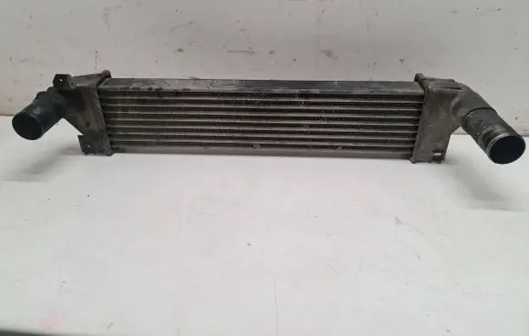 Land Rover Freelander Intercooler air channel guide 