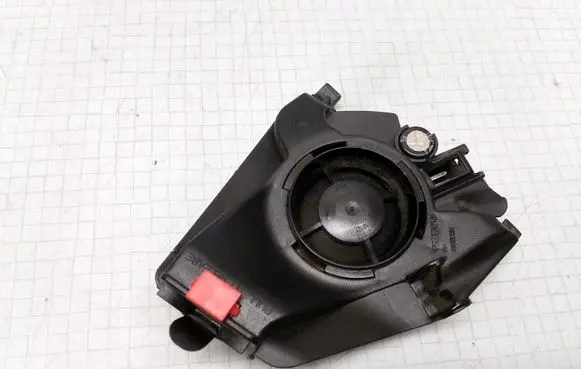 Volvo V70 Front door high frequency speaker 8622303